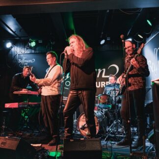 KAFE K |  Dynni åpner døra til The Doors