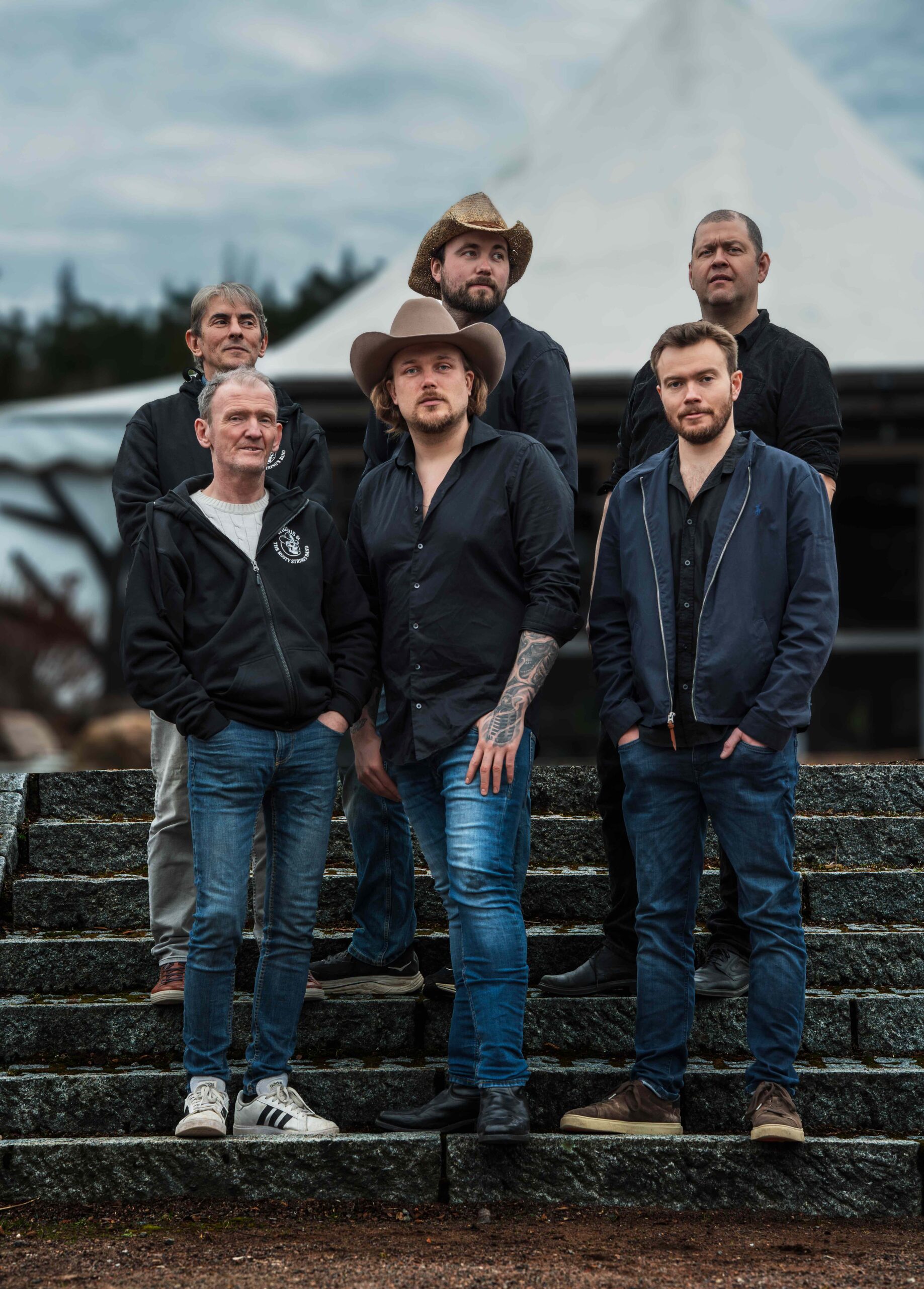 KAFE K | Emil Wighus & The Rusty Strings - support: Tarjei Sivertsen