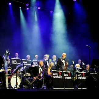 KAFE K |  Joni Mitchell Tribute Larvik Storband og Hedda Hammer Myhre